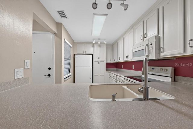 12300 VONN ROAD 4307, Largo, FL 33774