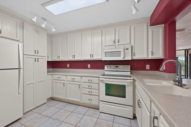 12300 VONN ROAD 4307, Largo, FL 33774