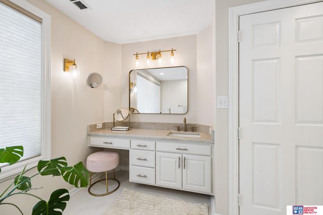 3035 Plymouth Avenue, Lincoln, NE 68502