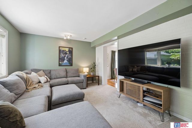 3035 Plymouth Avenue, Lincoln, NE 68502