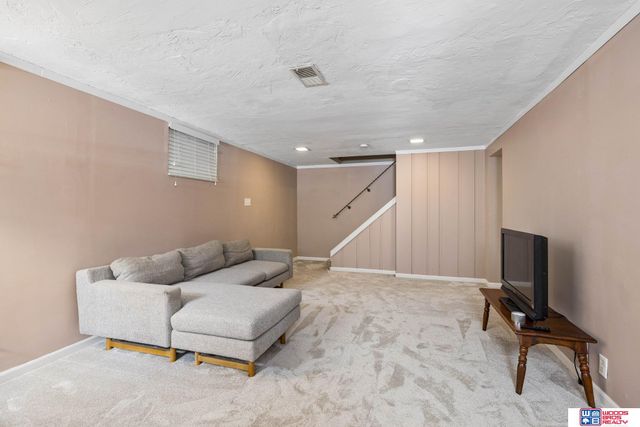 3035 Plymouth Avenue, Lincoln, NE 68502