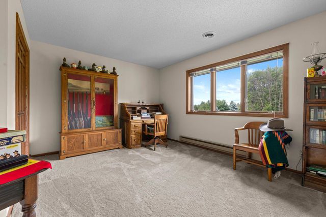 6 Lacosta Drive, Dellwood, MN 55110