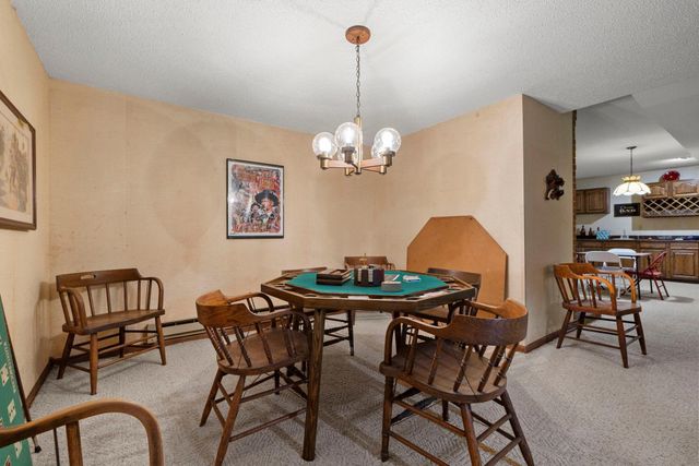 6 Lacosta Drive, Dellwood, MN 55110