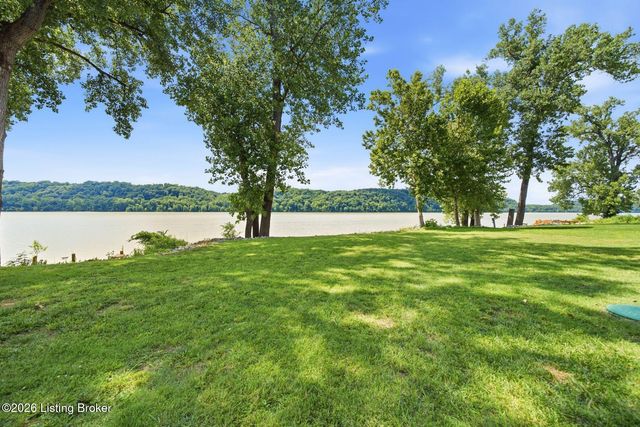 1222 Riverside Dr, Prospect, KY 40059