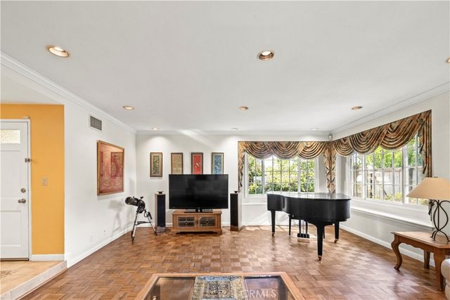 2185 Wilkes Court, Claremont, CA 91711