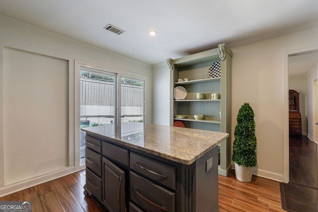 1836 S Garden Court NE, Brookhaven, GA 30319