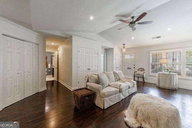 1836 S Garden Court NE, Brookhaven, GA 30319