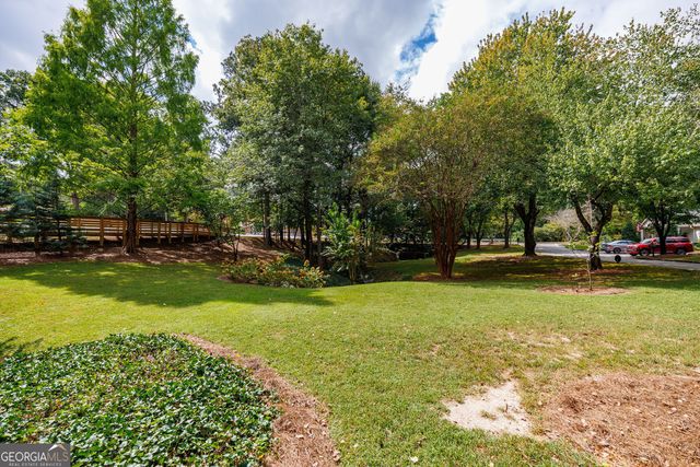 1836 S Garden Court NE, Brookhaven, GA 30319