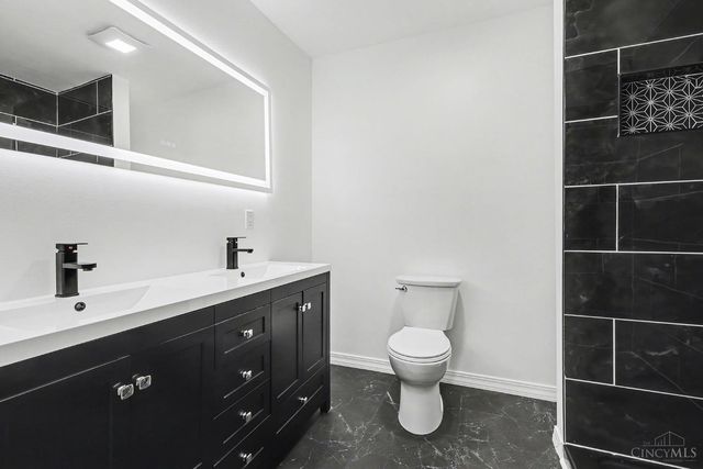 2750 W Galbraith Road, Colerain Twp, OH 45239