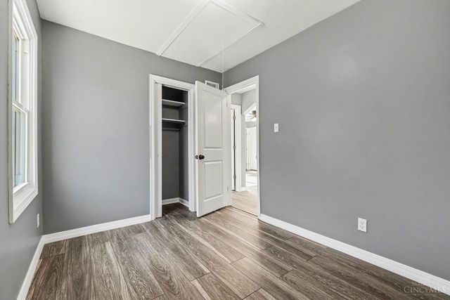 2750 W Galbraith Road, Colerain Twp, OH 45239