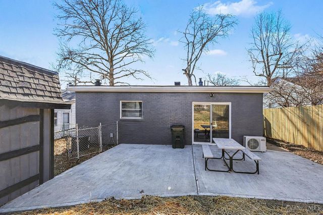 2750 W Galbraith Road, Colerain Twp, OH 45239