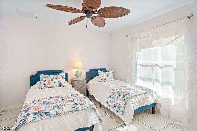 4813 SW 25th CT, Cape Coral, FL 33914