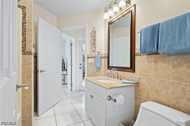 4813 SW 25th CT, Cape Coral, FL 33914