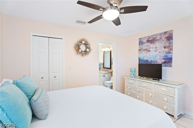 4813 SW 25th CT, Cape Coral, FL 33914