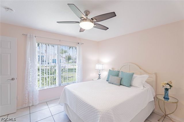 4813 SW 25th CT, Cape Coral, FL 33914