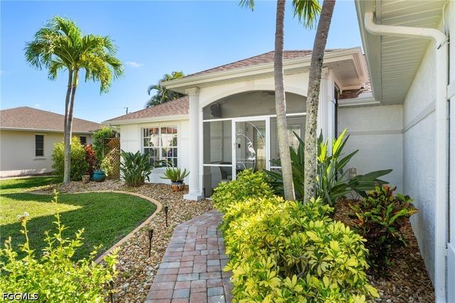 4813 SW 25th CT, Cape Coral, FL 33914