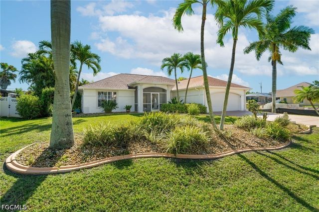 4813 SW 25th CT, Cape Coral, FL 33914
