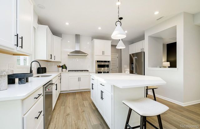 51397 Deerbrook Drive, Macomb Township, MI 48042