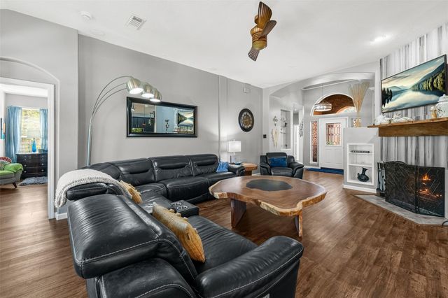 74 Blackstar Place, The Woodlands, TX 77382