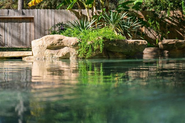 74 Blackstar Place, The Woodlands, TX 77382