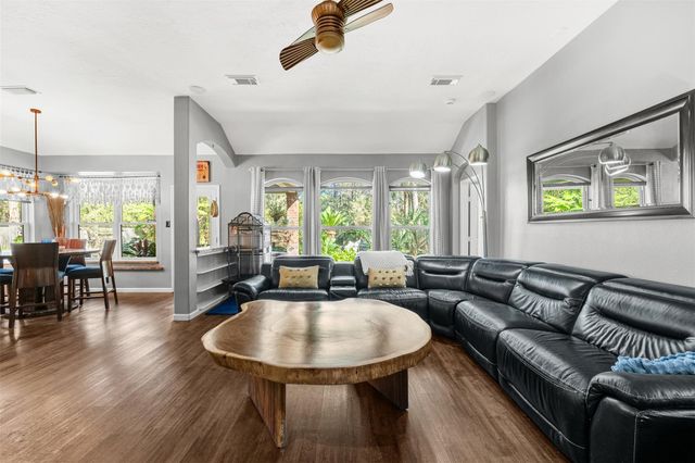 74 Blackstar Place, The Woodlands, TX 77382