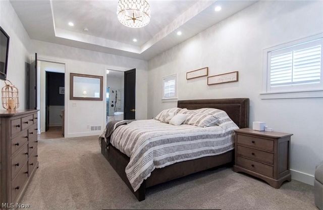 4142 St. Gregory Way, Avon, OH 44011