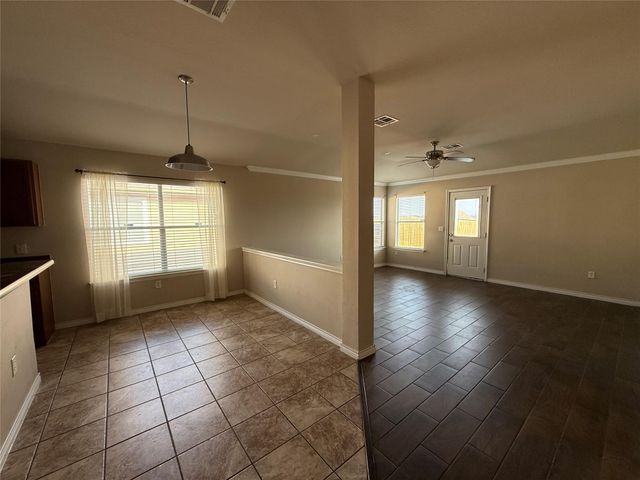 6301 Vida Nueva Ave, Del Valle, TX 78617