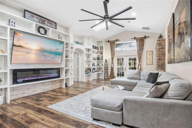 3141 VERBENA DRIVE, Deltona, FL 32725