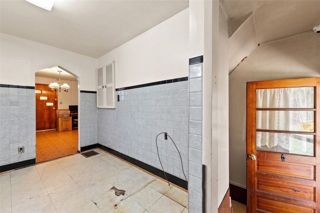 831 Dry Run Rd, Carroll Twp, PA 15063