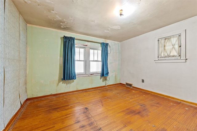 831 Dry Run Rd, Carroll Twp, PA 15063