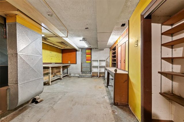 831 Dry Run Rd, Carroll Twp, PA 15063