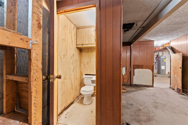 831 Dry Run Rd, Carroll Twp, PA 15063