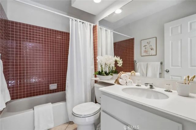 21954 Barbados, Mission Viejo, CA 92692