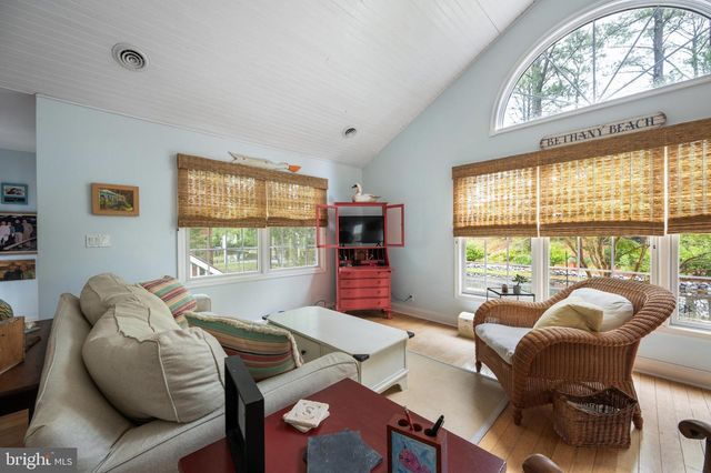 647 EVANS AVE, Bethany Beach, DE 19930