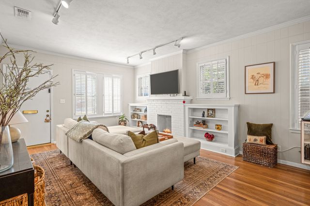 4820 Dexter Avenue, Fort Worth, TX 76107