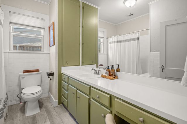 4820 Dexter Avenue, Fort Worth, TX 76107