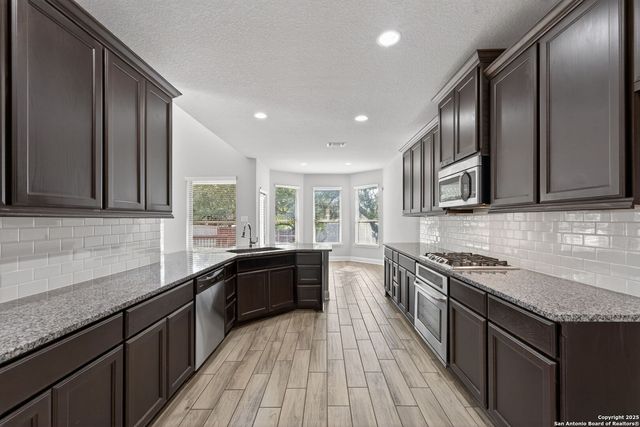 8326 Hydrangea, Boerne, TX 78015