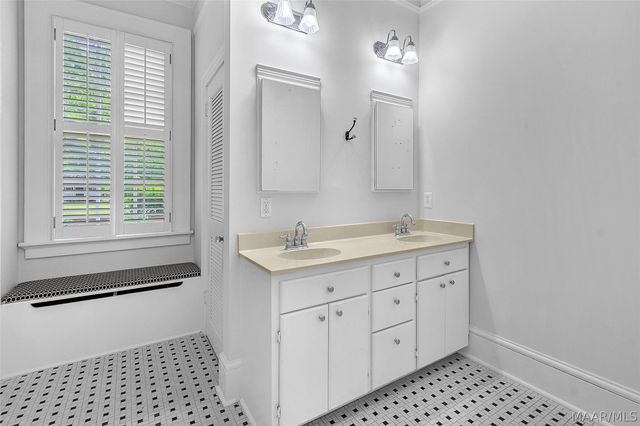 3237 Cloverdale Road, Montgomery, AL 36106