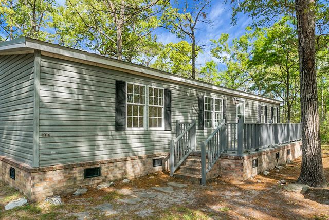 200 Belmont Drive, Walterboro, SC 29488