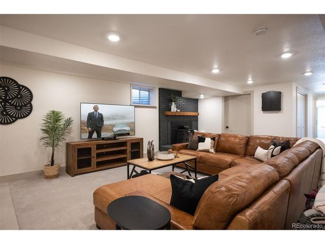 1598 Aspen St, Broomfield, CO 80020