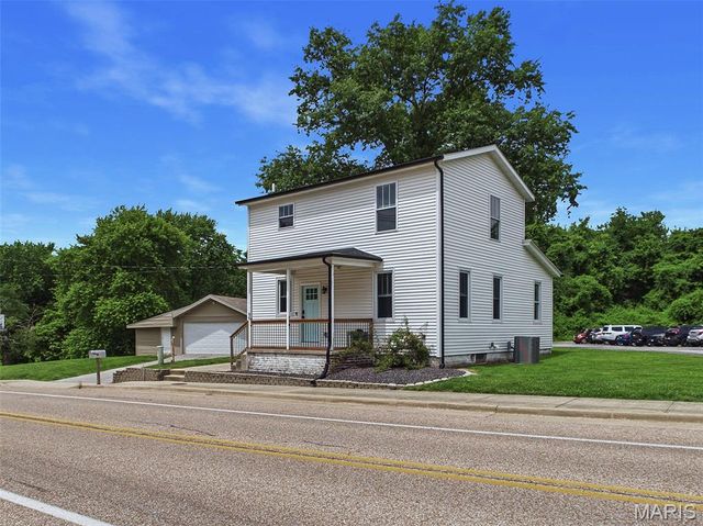 96 S Main Street, Glen Carbon, IL 62034