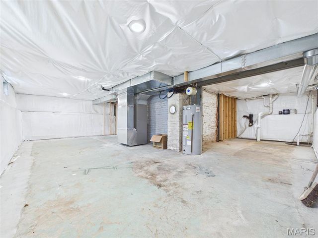 96 S Main Street, Glen Carbon, IL 62034