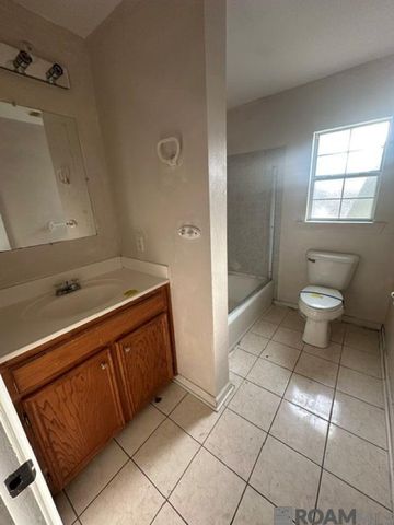 5338 Clark St, Baton Rouge, LA 70811