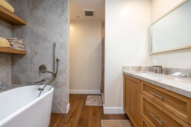 20 W 3rd Avenue 202, San Mateo, CA 94402