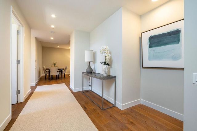 20 W 3rd Avenue 202, San Mateo, CA 94402