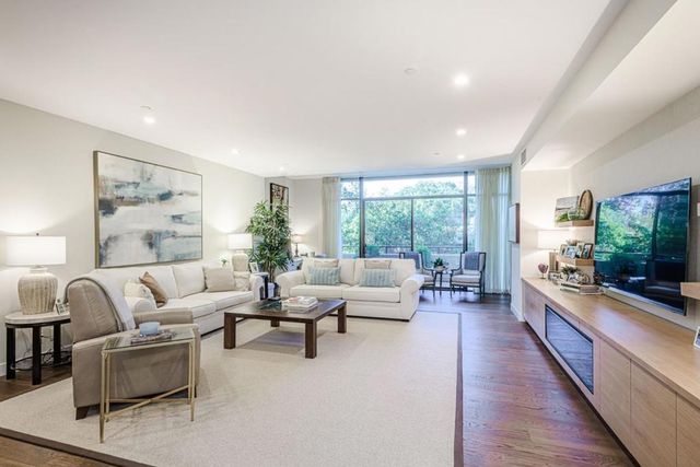 20 W 3rd Avenue 202, San Mateo, CA 94402