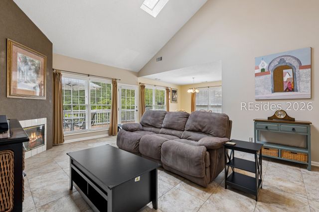 60 Otter Rd, Hilton Head Island, SC 29928