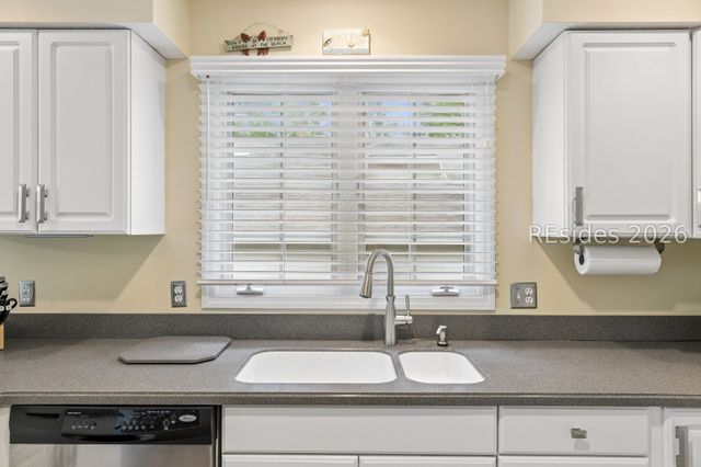 60 Otter Rd, Hilton Head Island, SC 29928