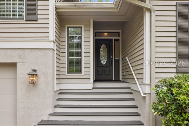 60 Otter Rd, Hilton Head Island, SC 29928