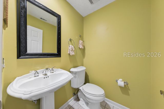 60 Otter Rd, Hilton Head Island, SC 29928